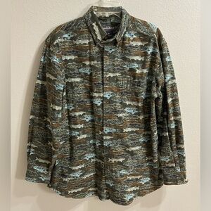 Woolrich Mens Button Down Flannel Shirt Size M Fish Print Outdoorsman Heritage